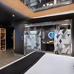 H Hotel (Adults Only)